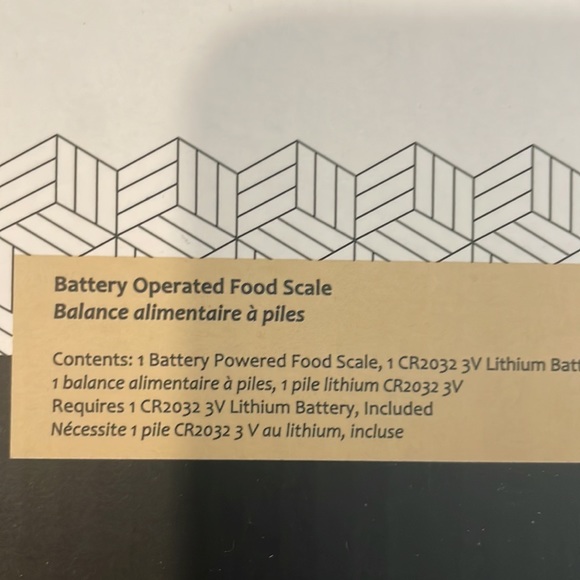 Short Stories NIB metal scale! Only taken OOB to take pics. Sold out online ❤️❤️ - Picture 2 of 3